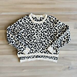 Cheetah print cropped sweater - SUPER SOFT!!